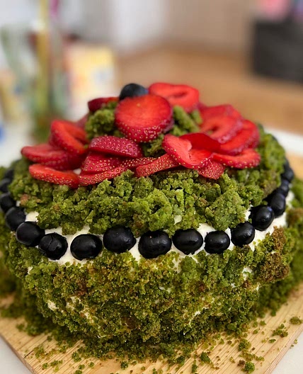 “Moss” cake