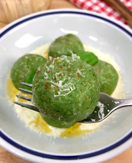 CANEDERLI (CHEESE GNOCCHI)