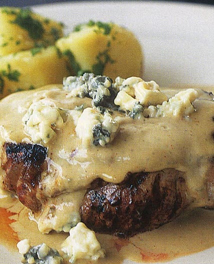 Steak with blue cheese sauce