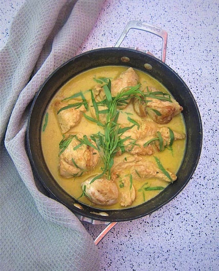 Tarragon Chicken In White Wine Sauce