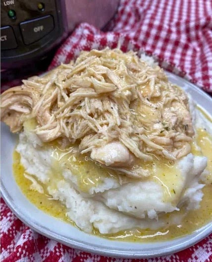 Instant Pot Chicken & Gravy