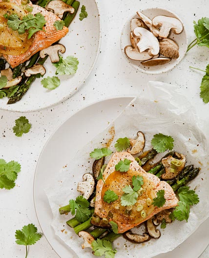 Baked Salmon, Shiitake And Asparagus