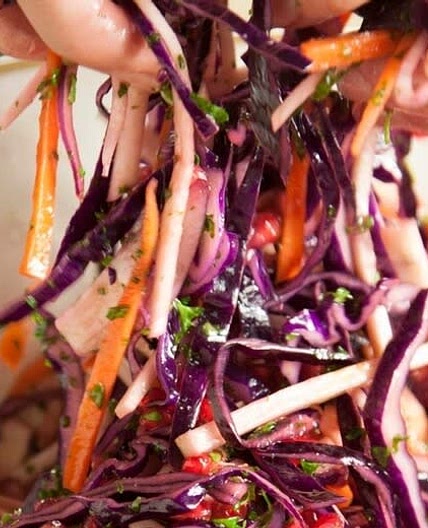 Red cabbage slaw