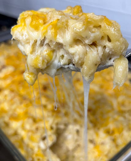 Creamy and cheesy Mac n cheese 