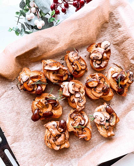 MUSHROOM CROSTINI