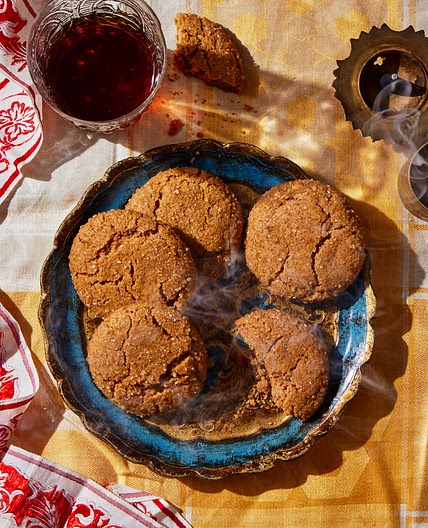 Lord Eshteross' Maple Ginger Cookies - Penguin Random House