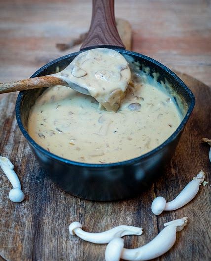 Creamy Mushroom Sauce - Easy And Universal