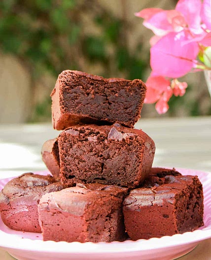 Chocolate Beetroot Brownies (vegan and gluten-free)