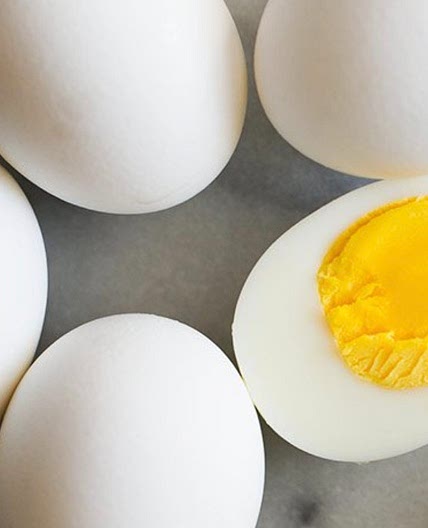 The Clean Cut Perfect Hard Boiled Egg