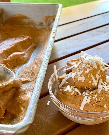 Gingerbread Nice Cream (vegan)