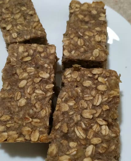 Breakfast Banana Bars