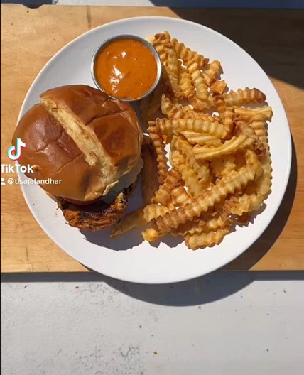 Chicken cheeseburger