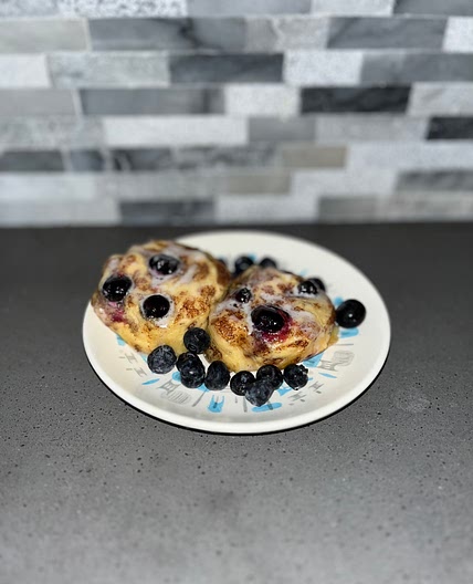 Blueberry Cinnamon Rolls 