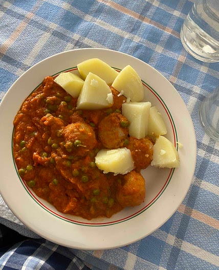 Albóndigas con salsa de tomate 