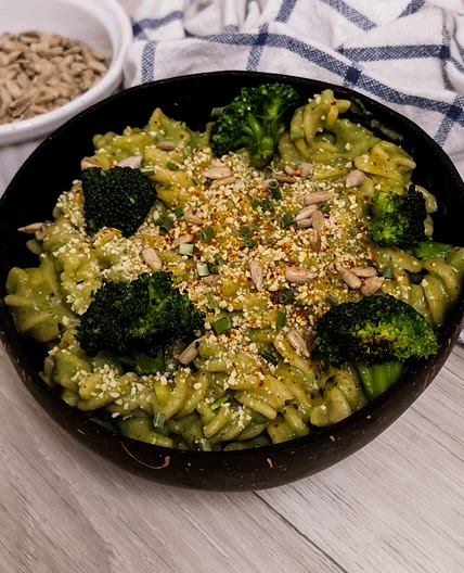 Green pasta