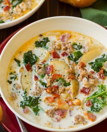 Zuppa Toscana Soup {Olive Garden Copycat Recipe}
