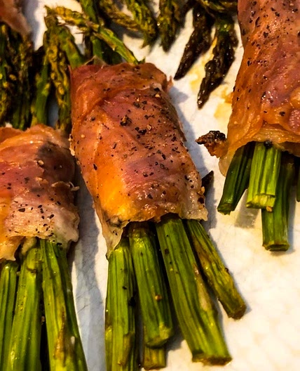 Asparagus, Prosciutto & Goat Cheese Rolls
