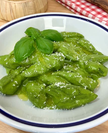 SUPER HEALTHY SPINACH PASTA