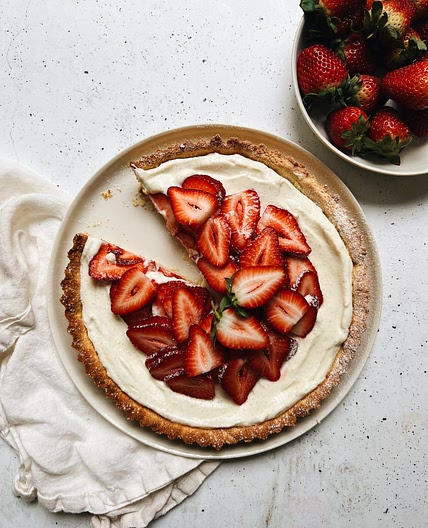 Sweet Strawberry And Whipped Vanilla Ricotta Tart