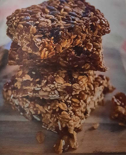 Oat and seed bar