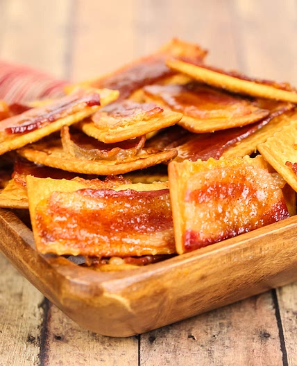 Glazed Bacon Crackers