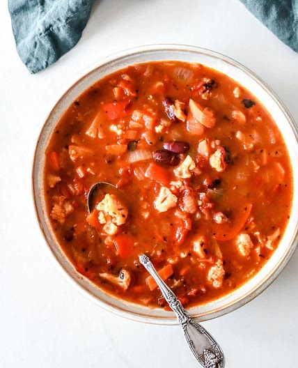 Super Hearty Instant Pot Vegetable Soup (only 10-Min to Prep!)