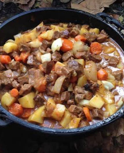 Camp oven Beef Stew