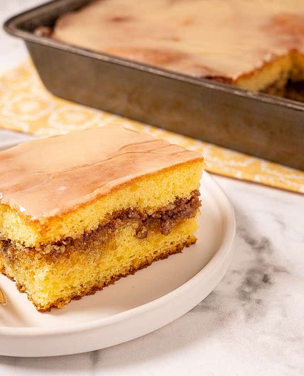 Honey Bun Cake
