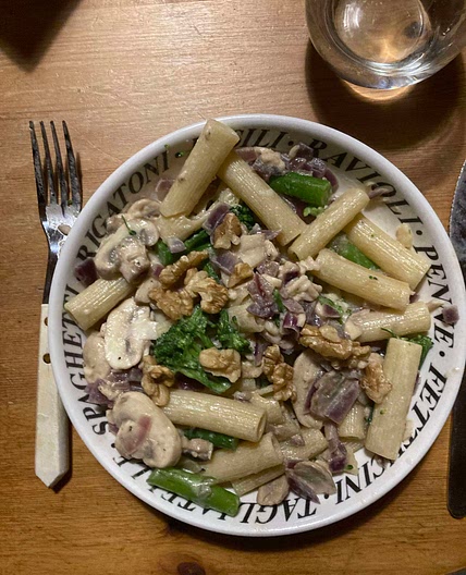 Mushroom pasta with brocolli