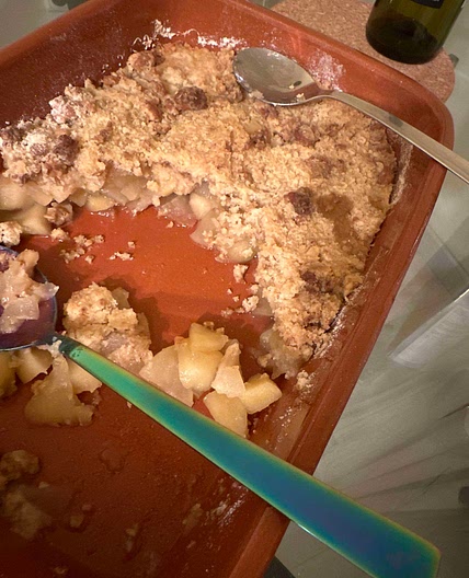 Classic apple crumble 