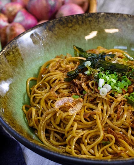 Scallion Flavored Noodles