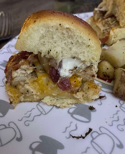 Chicken bacon ranch sliders