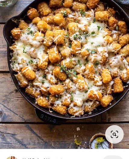 Green Chile Breakfast Tator Tot Casserole