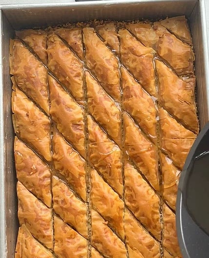 Easy baklava hack for making it at home in less time and effort! 🙌 INGREDIENTS 1 pound box of phyllo 9"x14" sheets, room temperature ¾ cup clarified butter or ghee *For the Simple Syrup 1 cup granulated sugar ¾ cup water 1 tablespoon lemon juice 1 tablesp