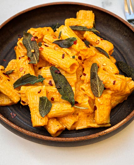 Creamy Pumpkin Sage Pasta (vegan, gluten free)