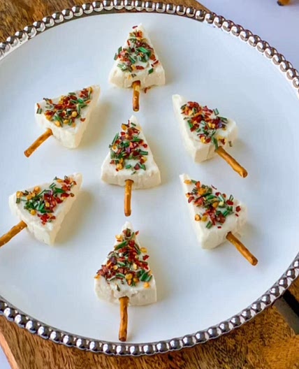 Christmas Tree Cheese Appetizers