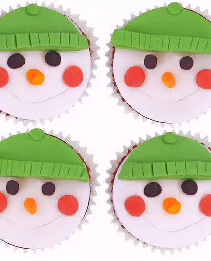 Snowman Cupcakes
