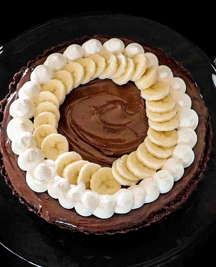 Rich Chocolate Banana Cream Pie