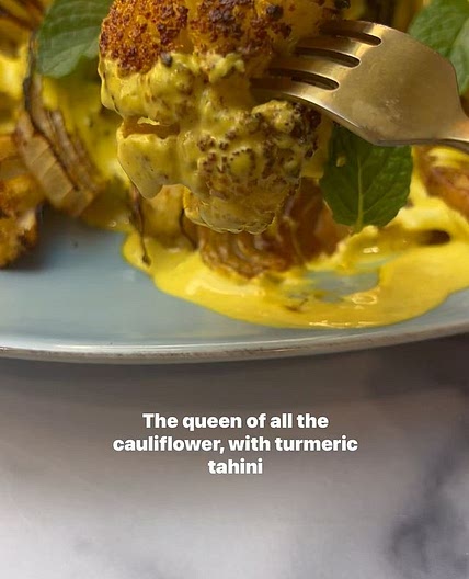 CAULIFLOWER STEAKS WITH TURMERIC TAHINI!🧡💛