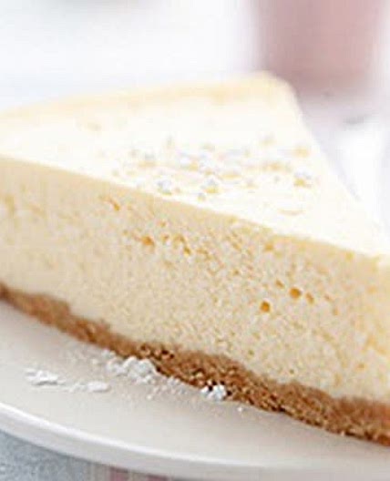 Bob Fenn cheesecake 12 serves 233 calories each *