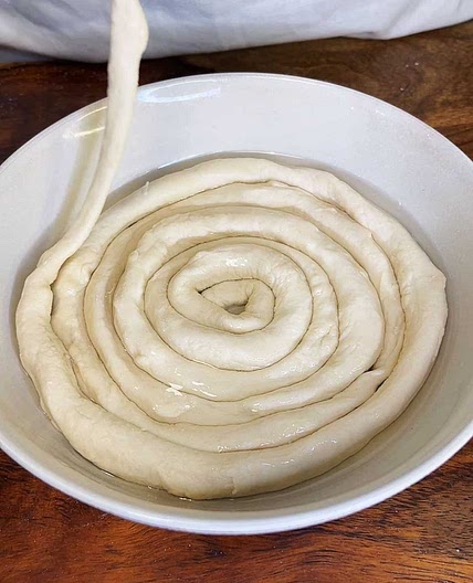 Longevity noodles (Long life noodles - ONE long noodle)