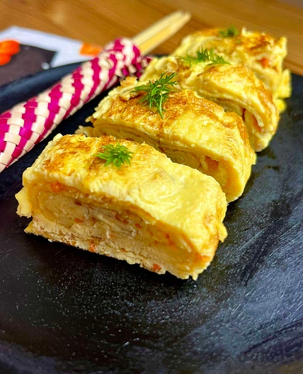 Japanese Tamagoyaki with Carrot 