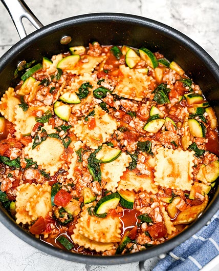 TURKEY VEGGIE CHEESE RAVIOLI SKILLET