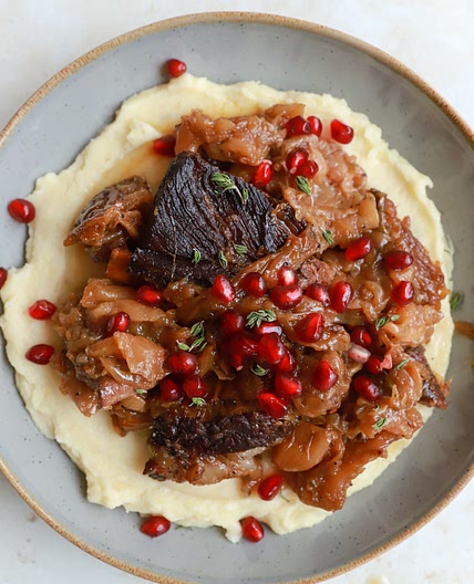 caramelized onion braised short ribs