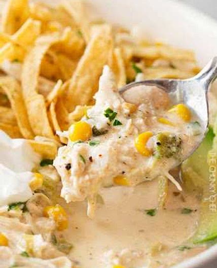 Creamy Crockpot White Chicken Chili