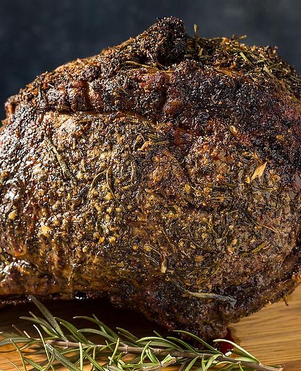 Garlic & Herb Prime Rib Recipe: How to Cook Prime Rib for Christmas
