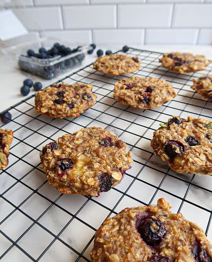 5-Ingredient Banana Blueberry Cookies