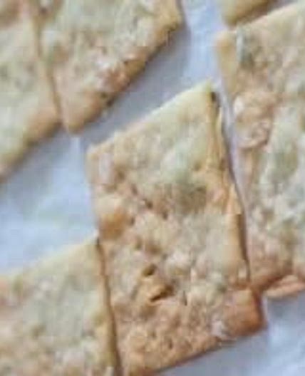 Sourdough Vegan cheese Crackers