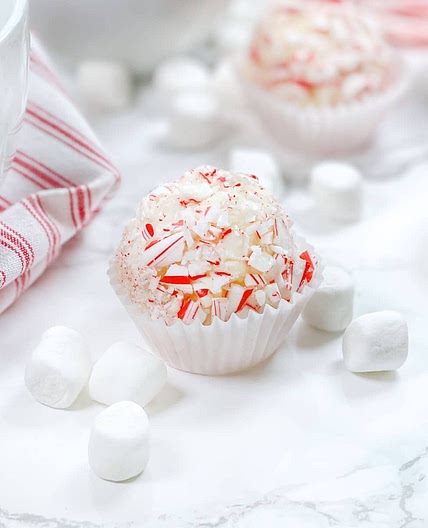 White Chocolate Cocoa Bombs Recipe