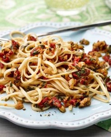 Linguine with Sun-Dried Tomatoes, Olives, and Lemon